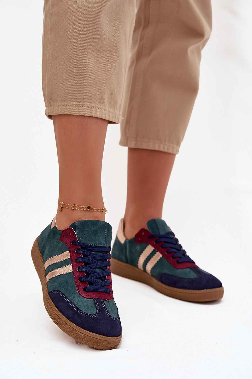 Sport Shoes model 223877