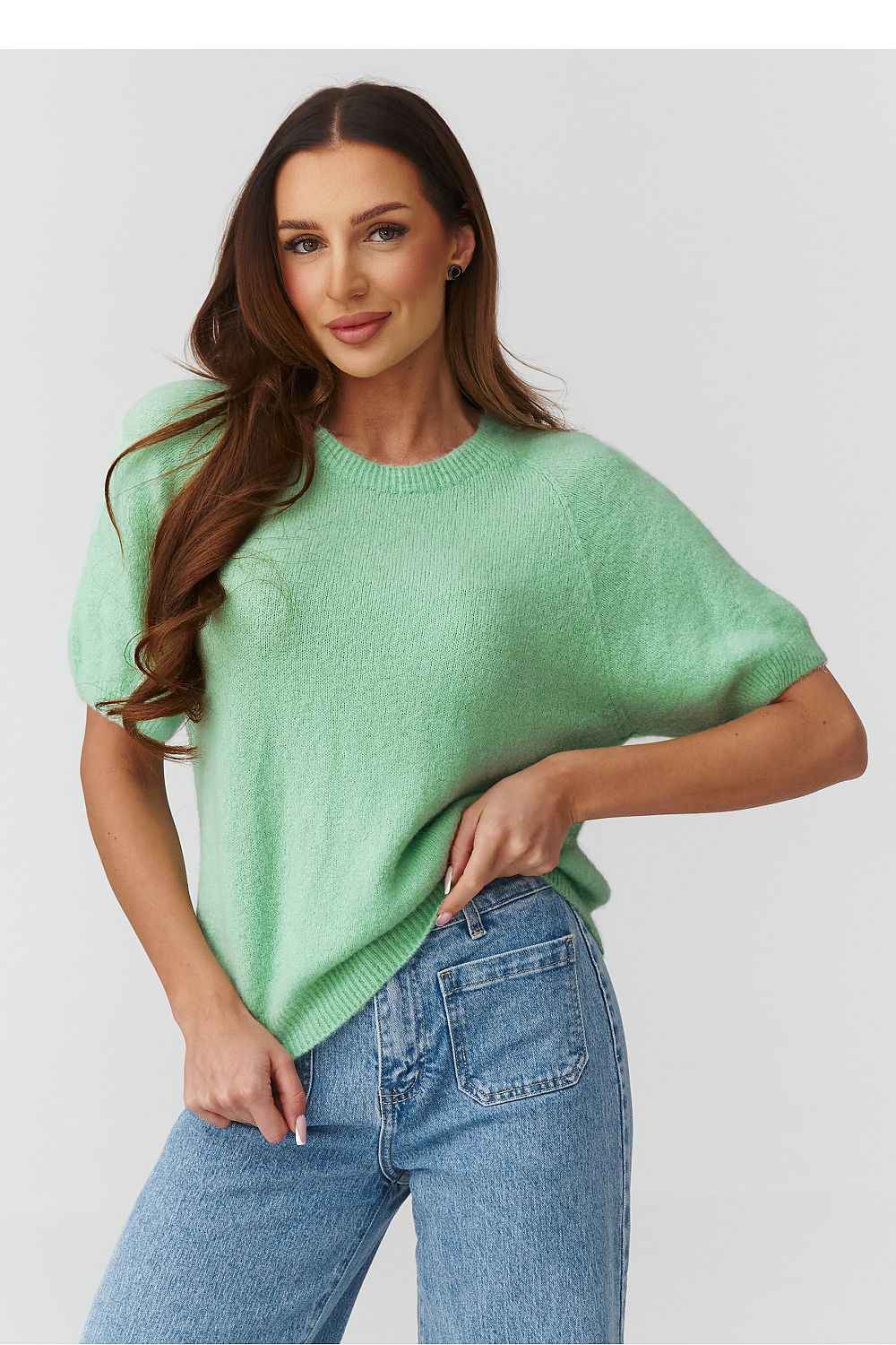 Short sleeve sweater model 224078