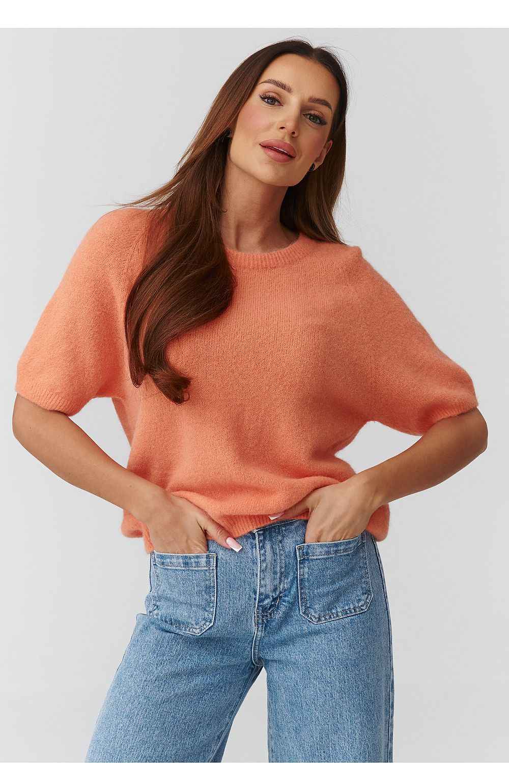 Short sleeve sweater model 224080
