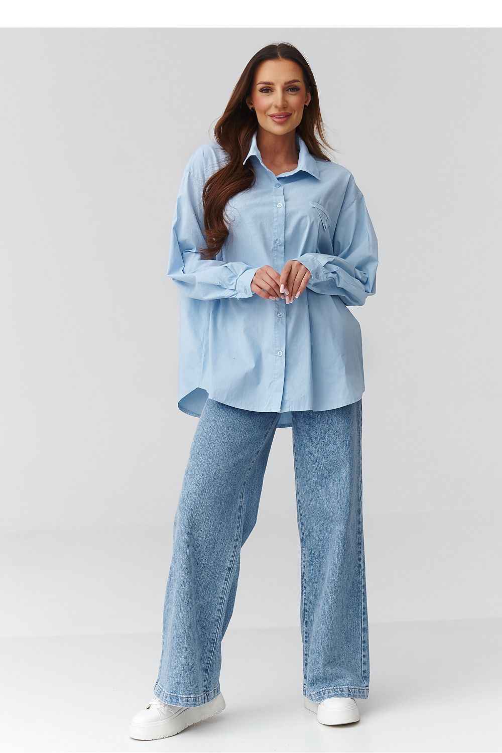  Long sleeve shirt model 224102 Makadamia 