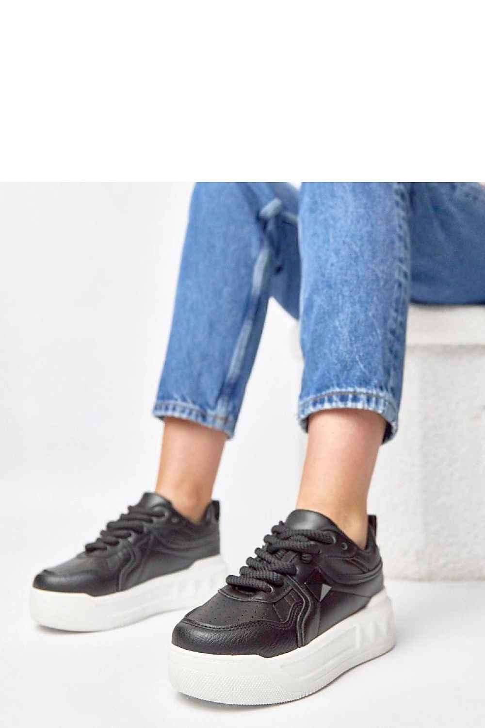 Sport Shoes model 224153