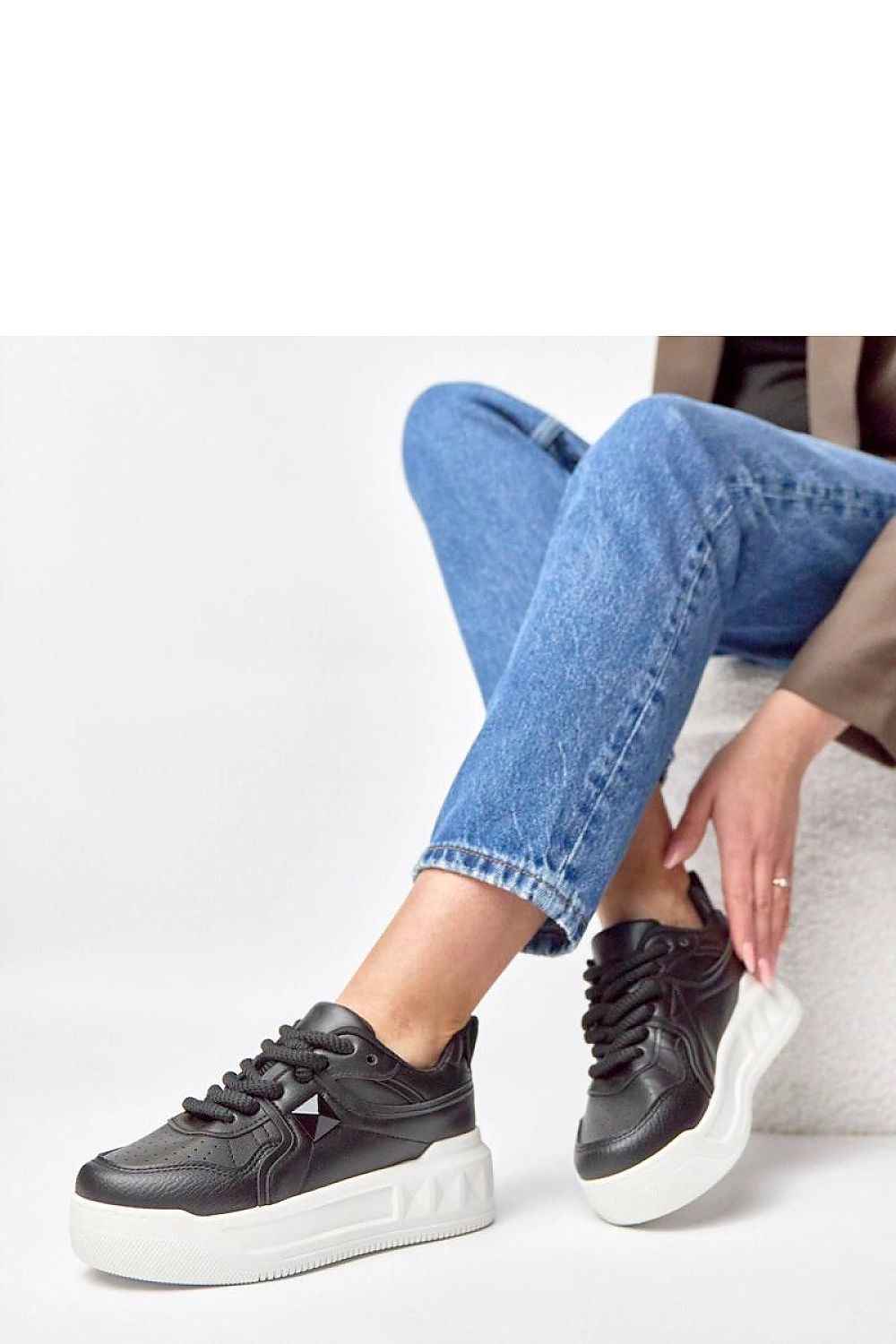 Sport Shoes model 224153