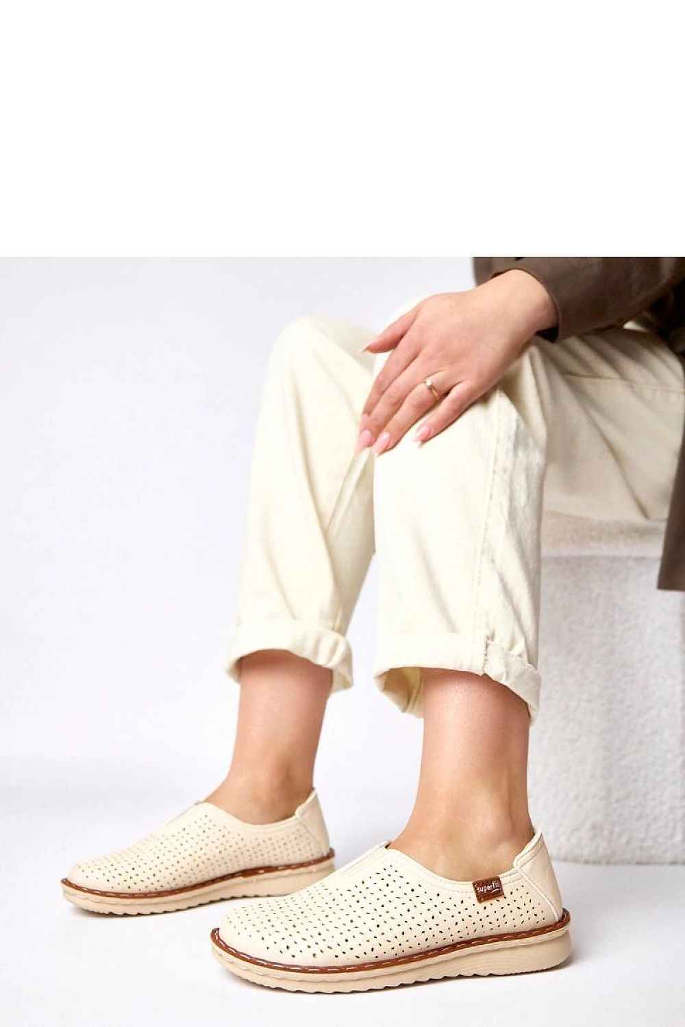 Half shoes model 224160