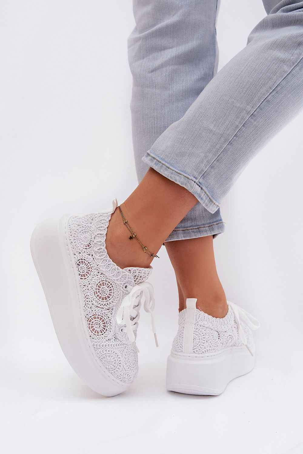 Sneakers model 224253