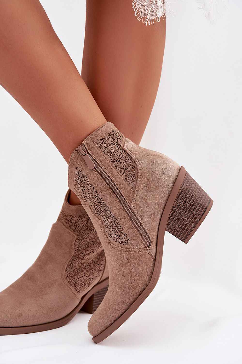 Heel boots model 224428