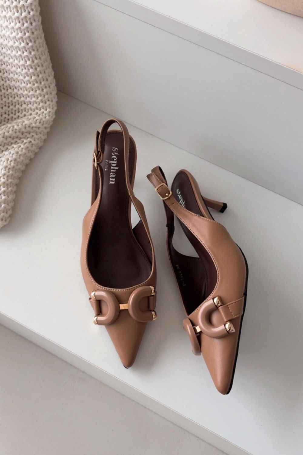 Heel sandals model 224500