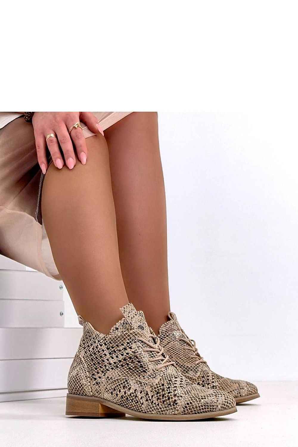 Boots model 224583