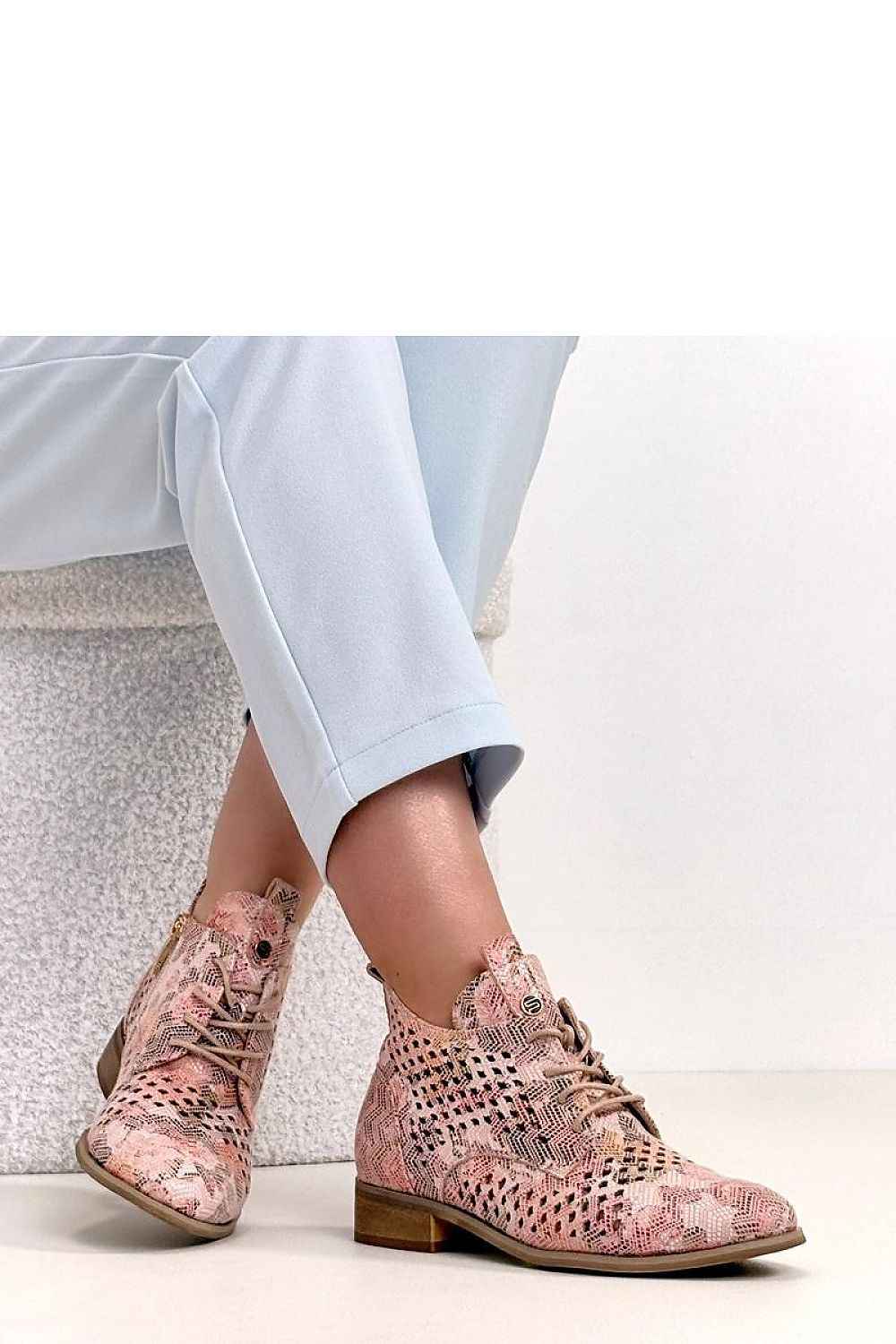 Boots model 224584