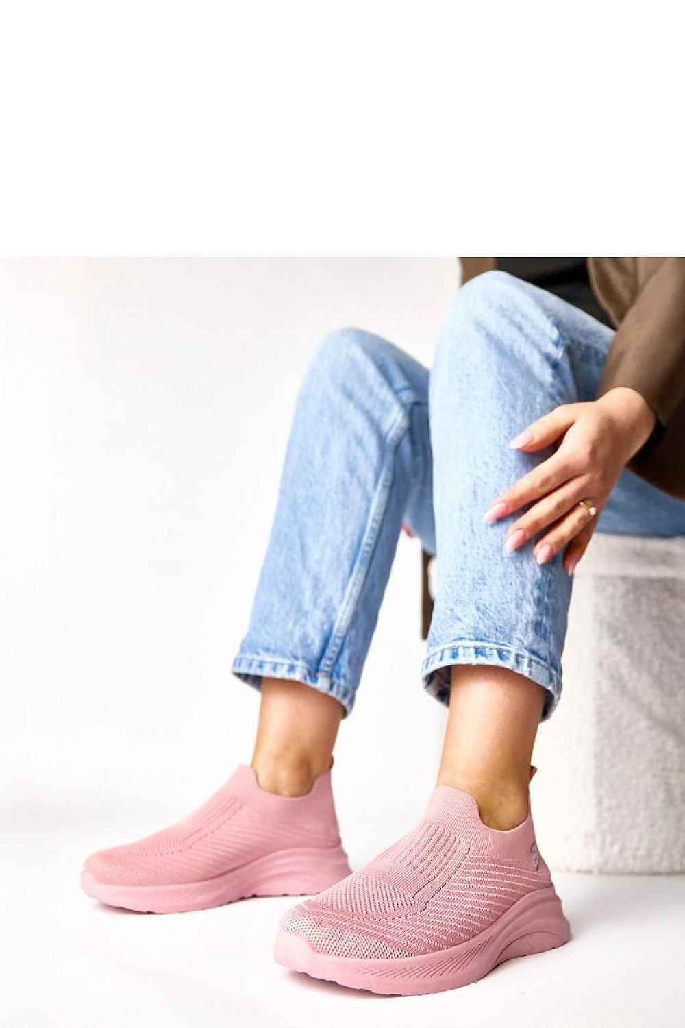 Sport Shoes model 224589