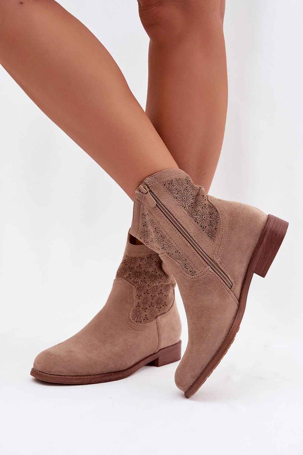 Heel boots model 224619