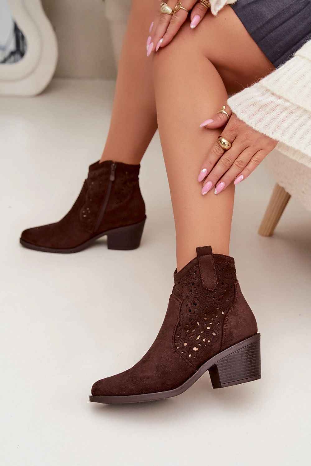 Heel boots model 224620