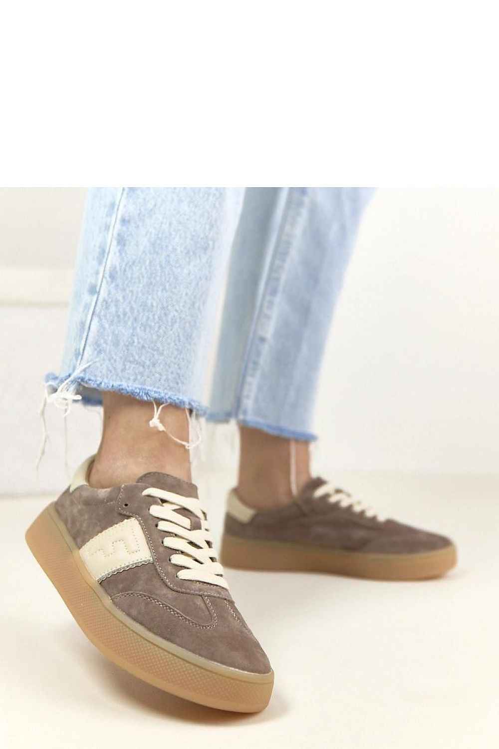 Sport Shoes model 224952
