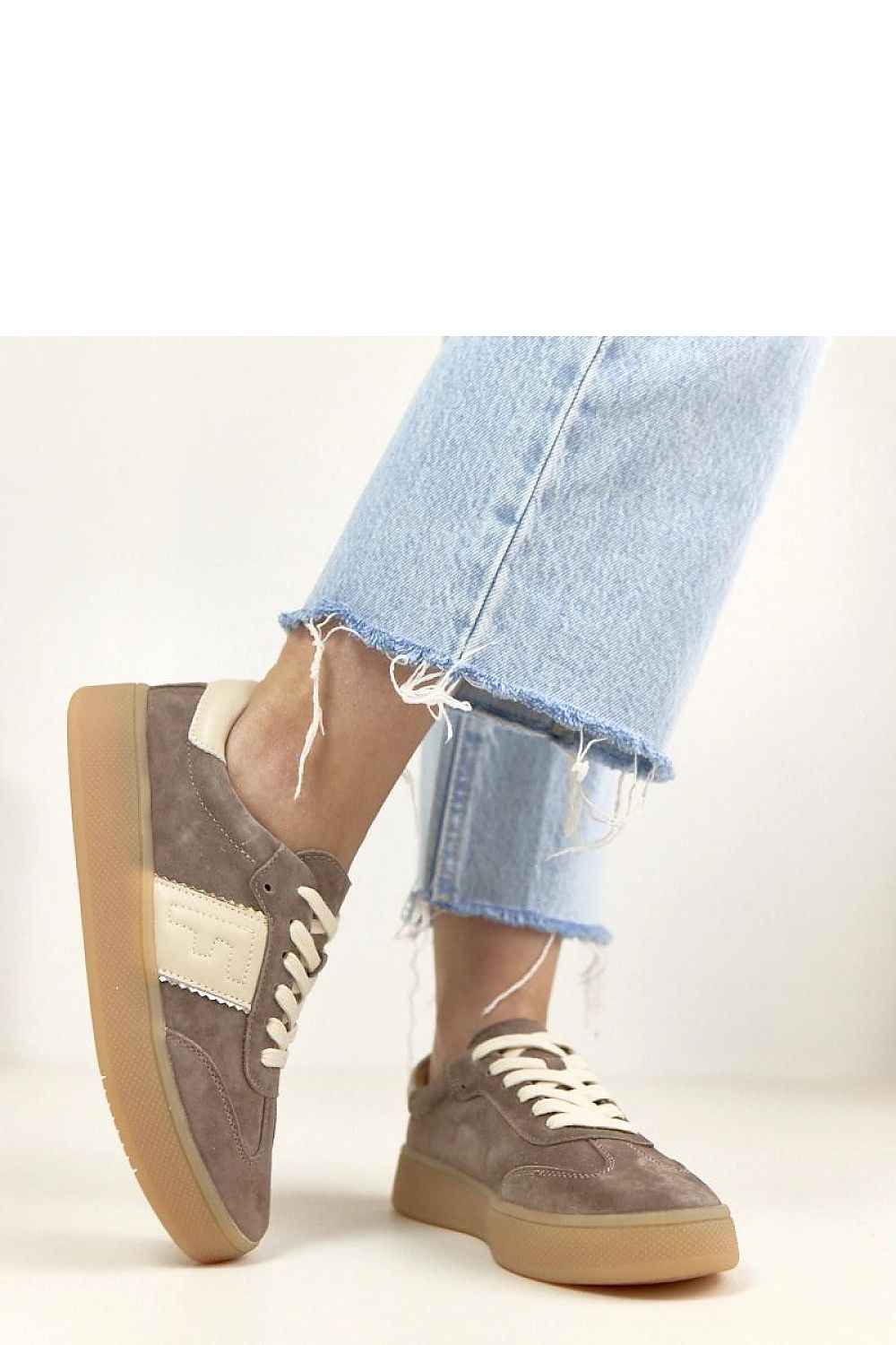 Sport Shoes model 224952