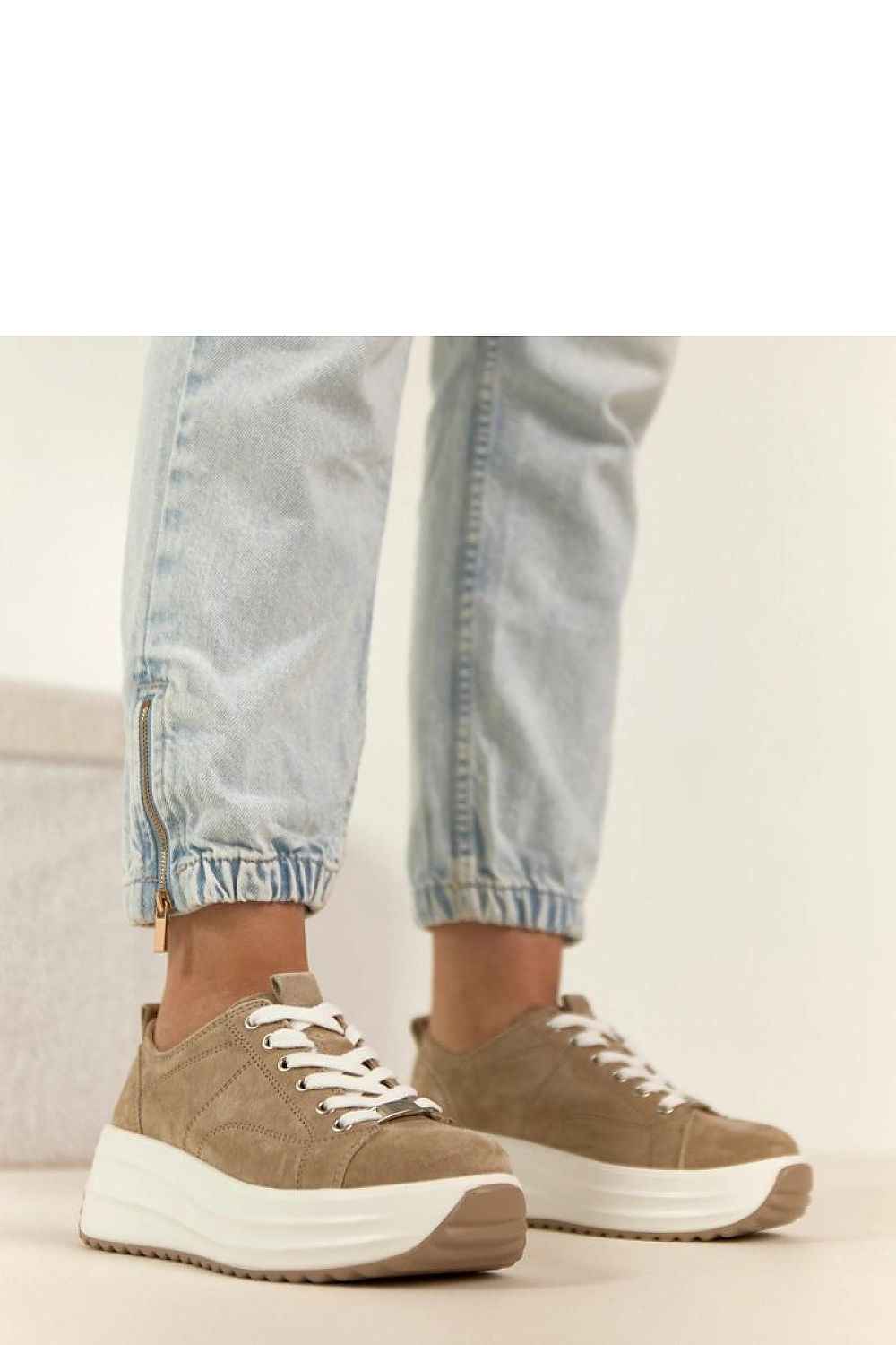 Sport Shoes model 224956