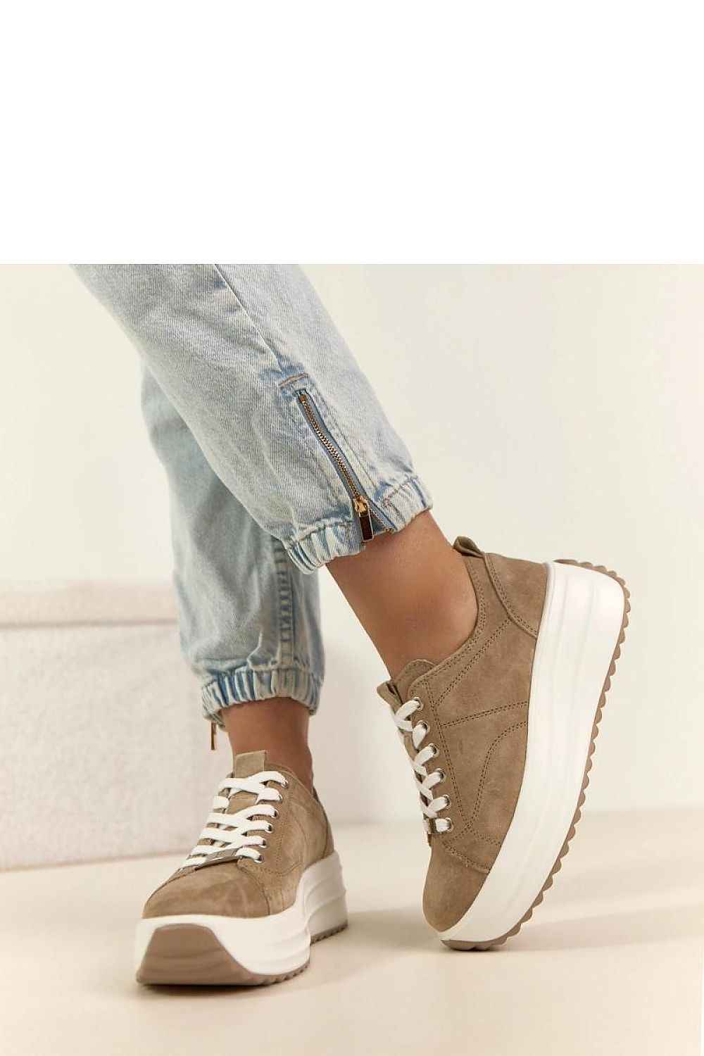 Sport Shoes model 224956