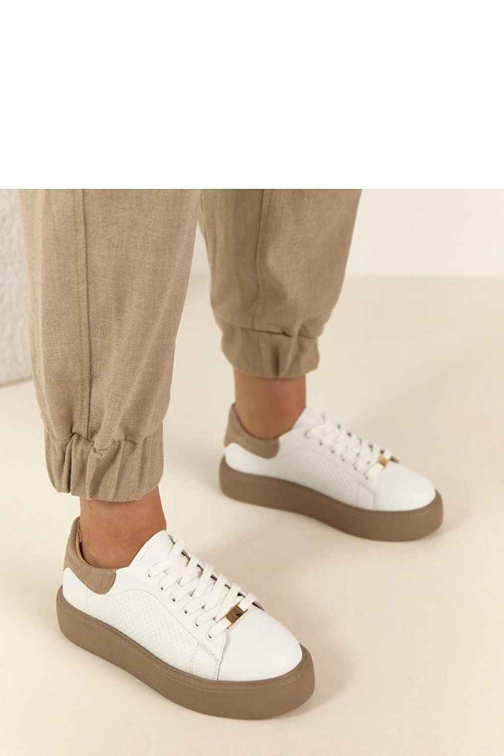 Sport Shoes model 224958