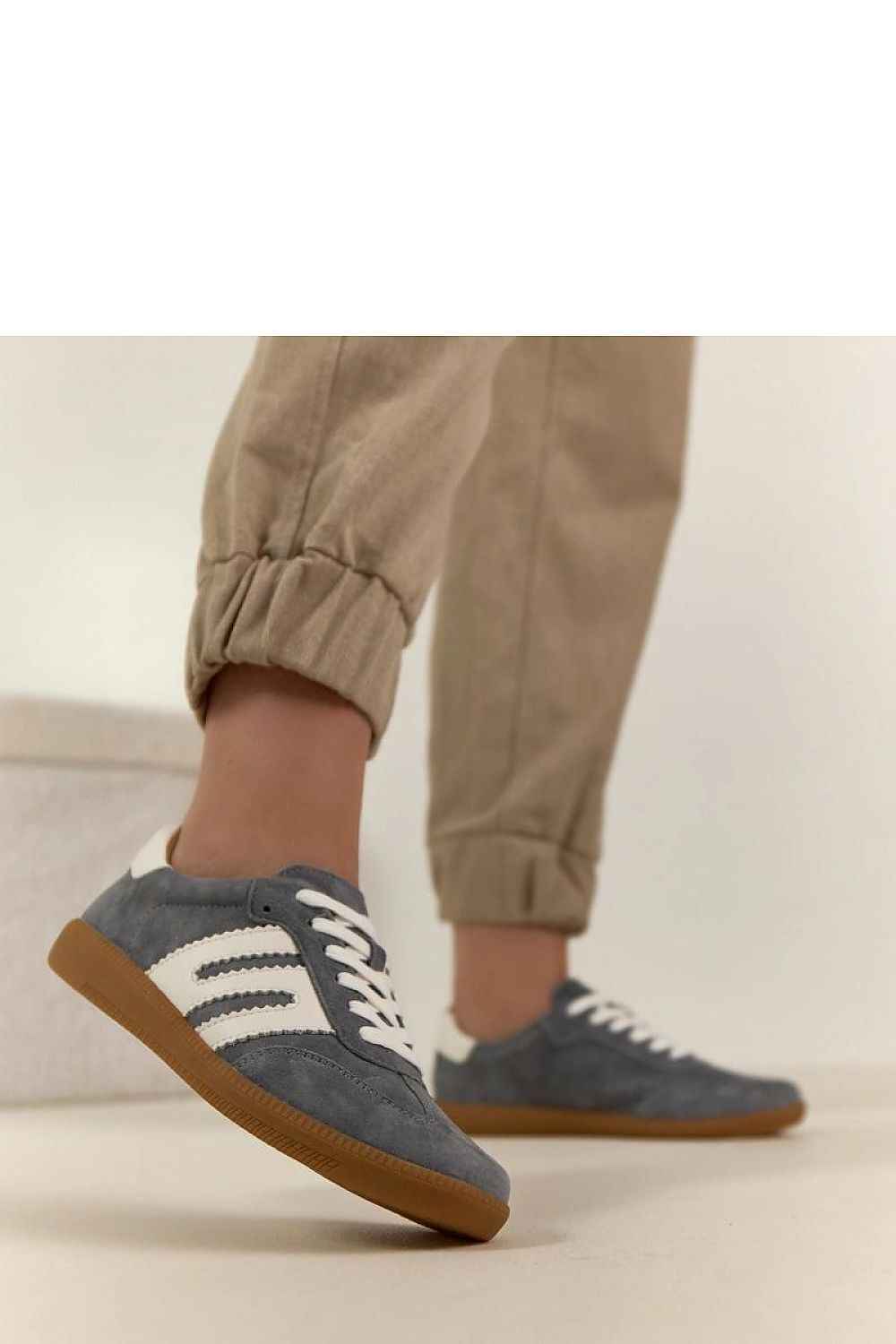 Sport Shoes model 224960