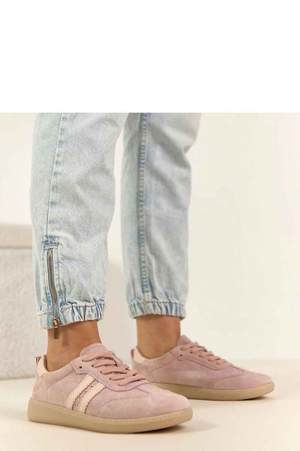 Sport Shoes model 224961