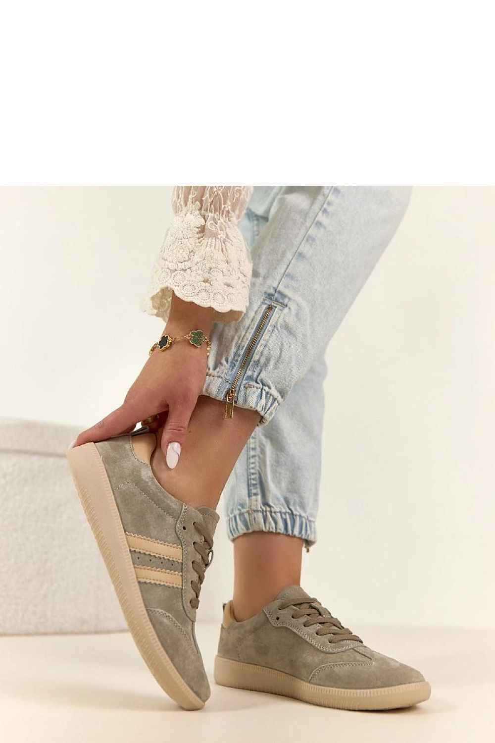 Sport Shoes model 224962