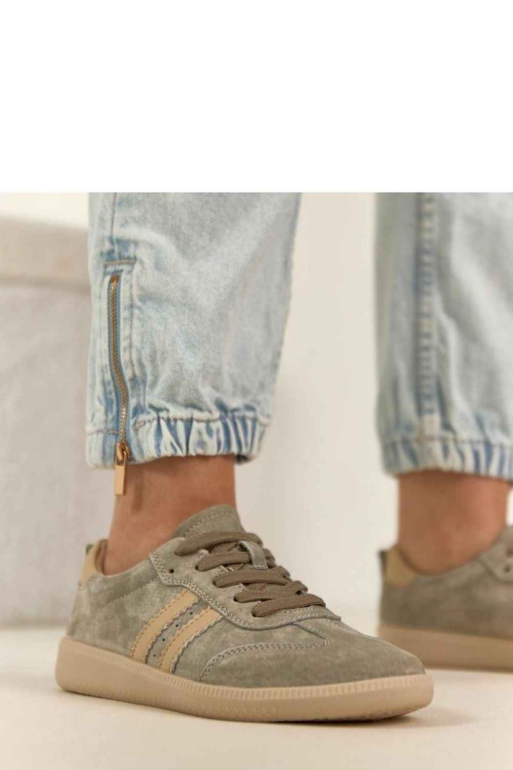 Sport Shoes model 224962