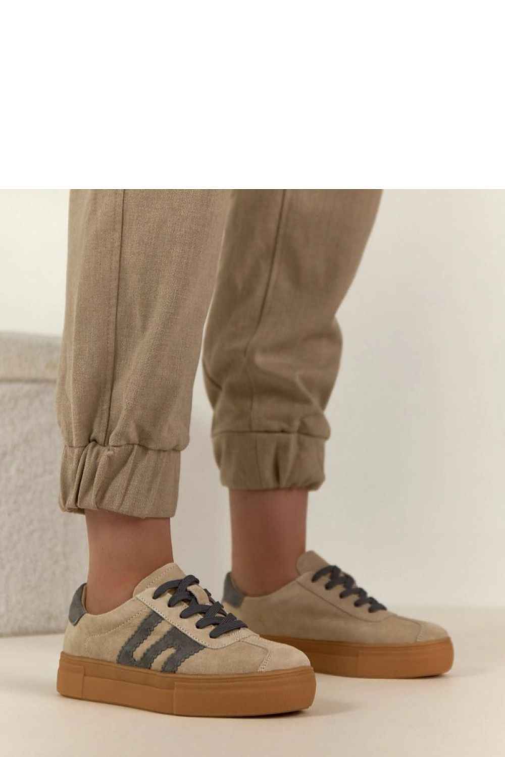 Sport Shoes model 224964
