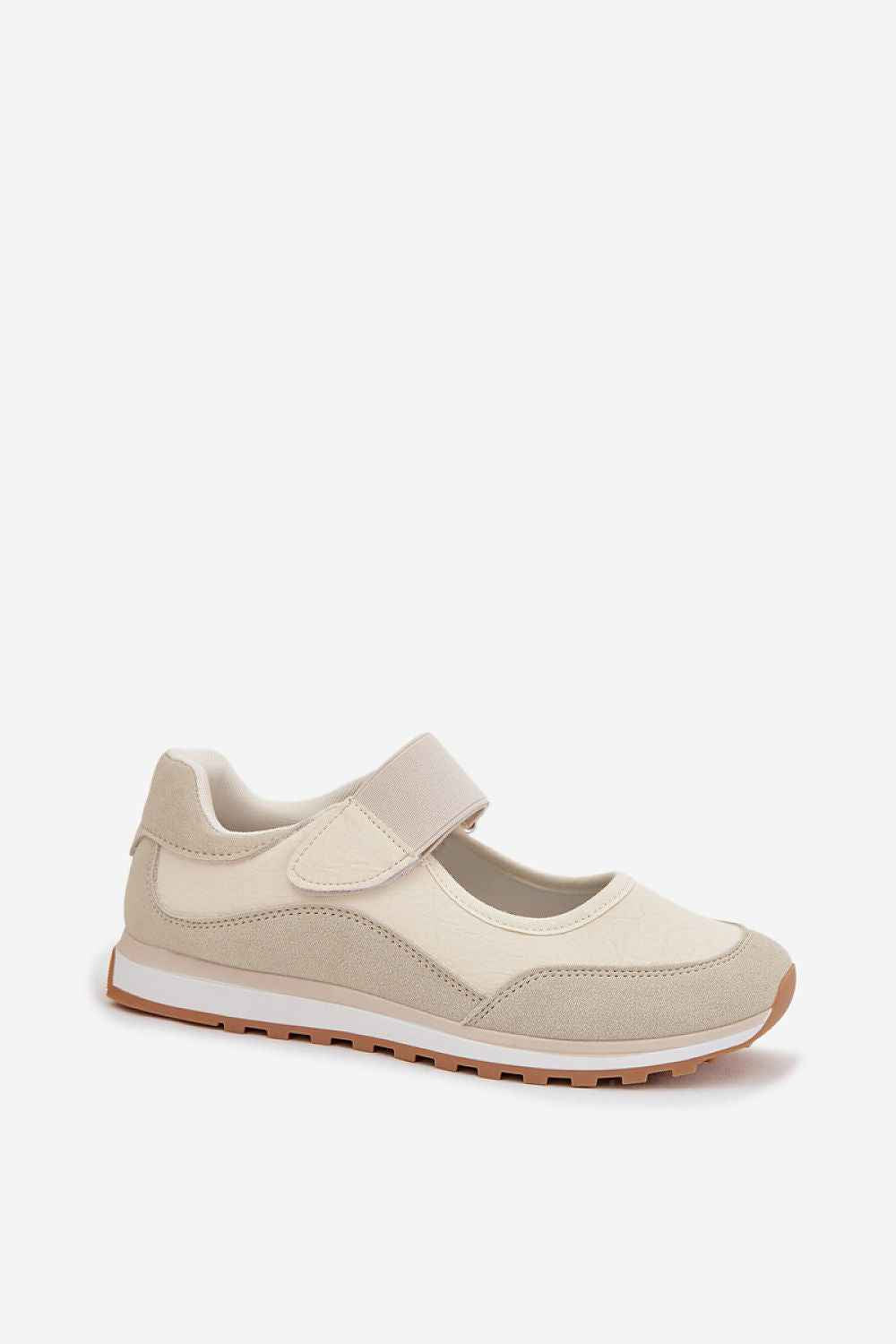 Half shoes model 225100