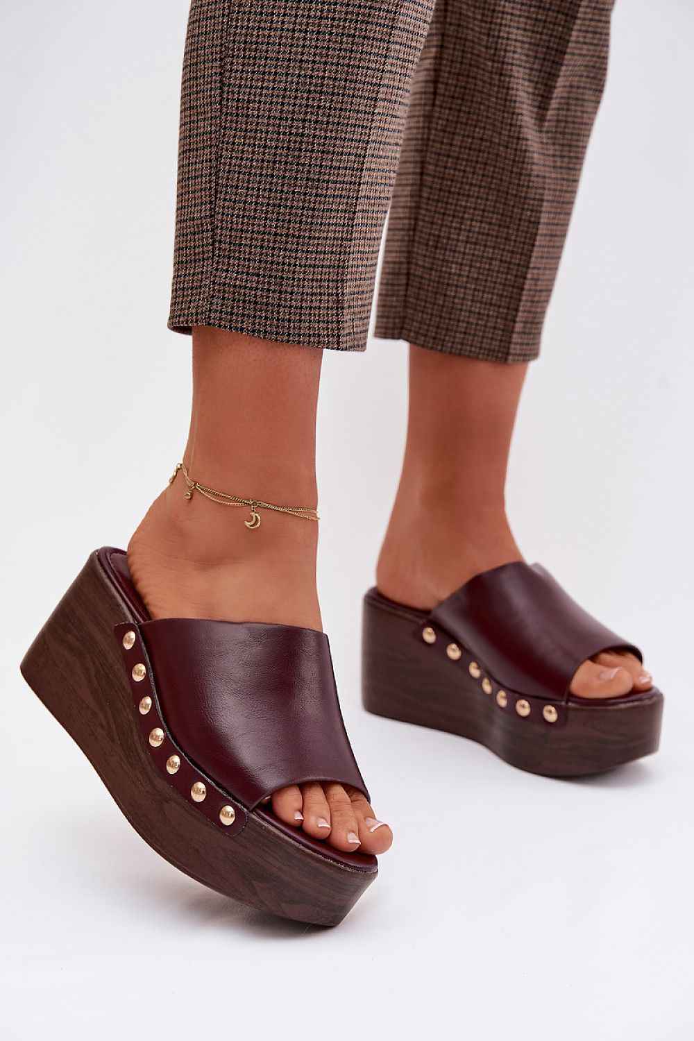 Flip-flops model 225129