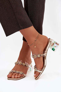 Heeled sandals model 225137