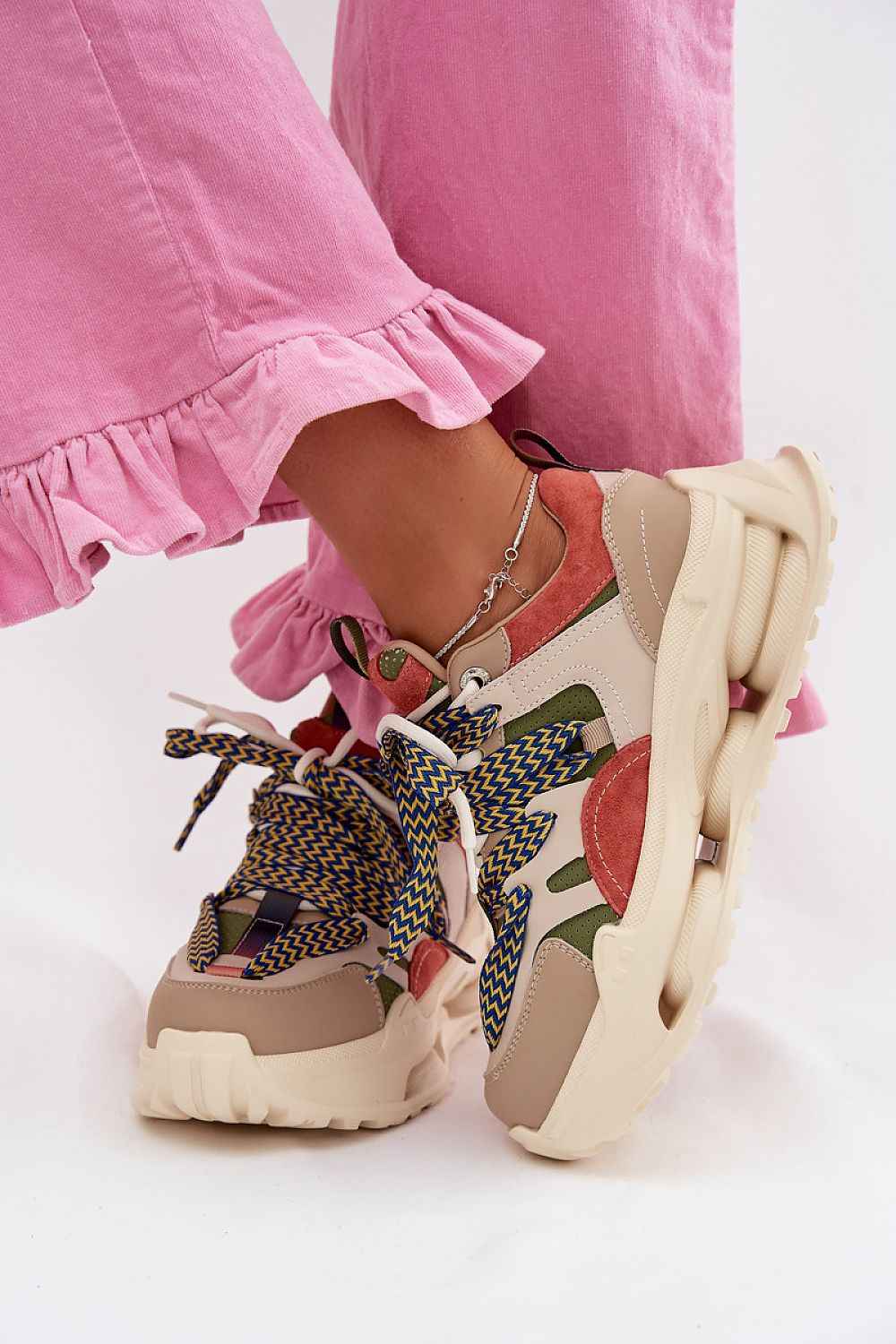 Sport Shoes model 225191