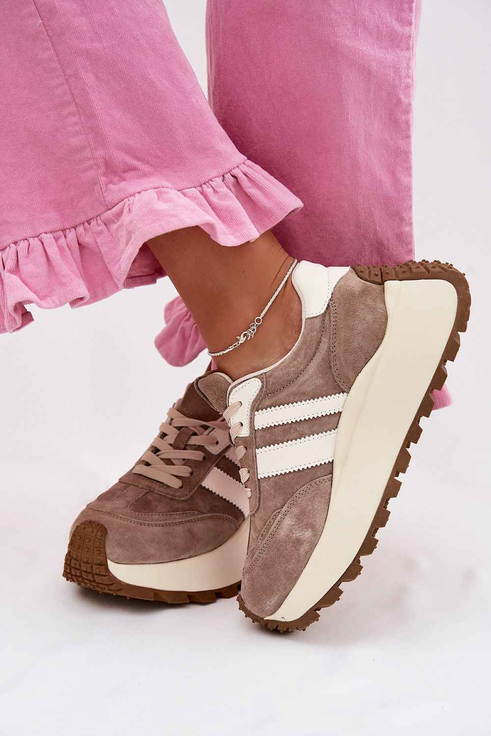 Sport Shoes model 225199