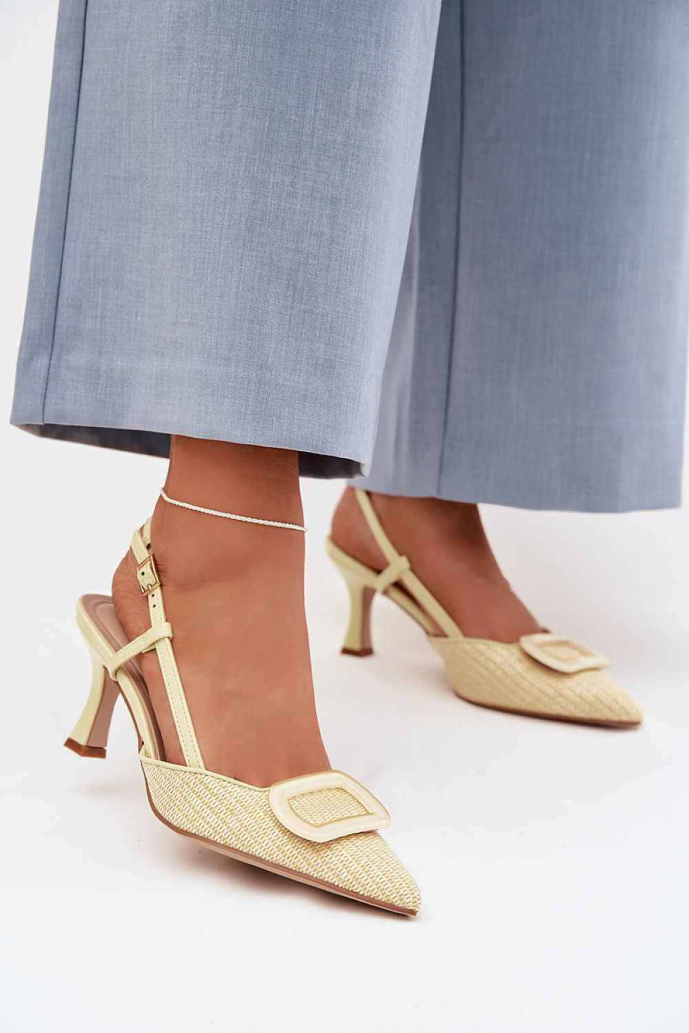 Heel sandals model 225206