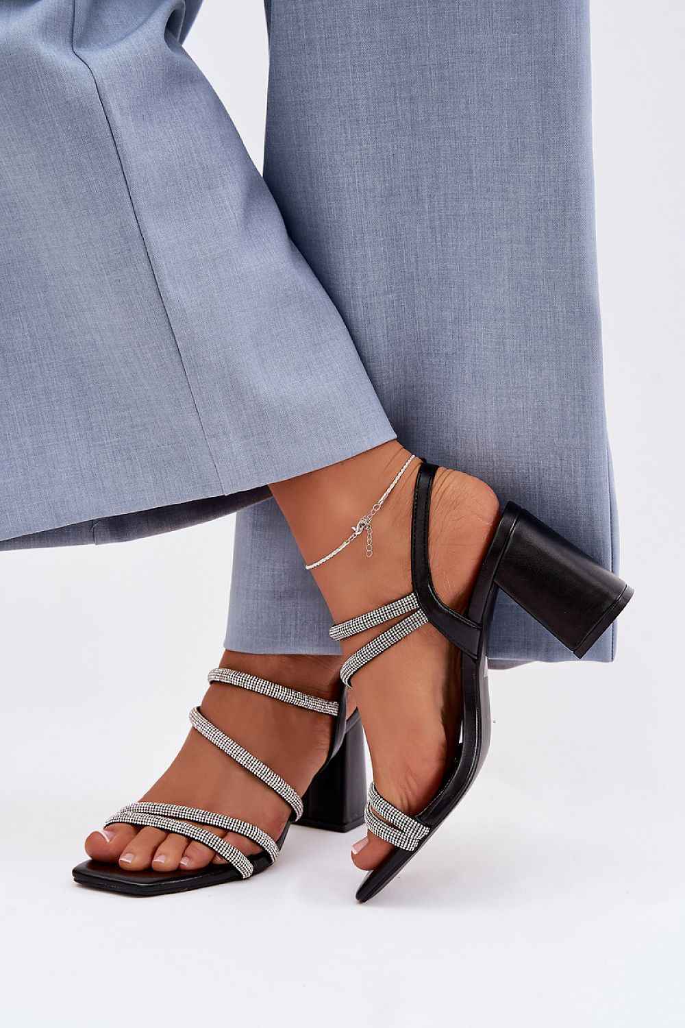 Heel sandals model 225208