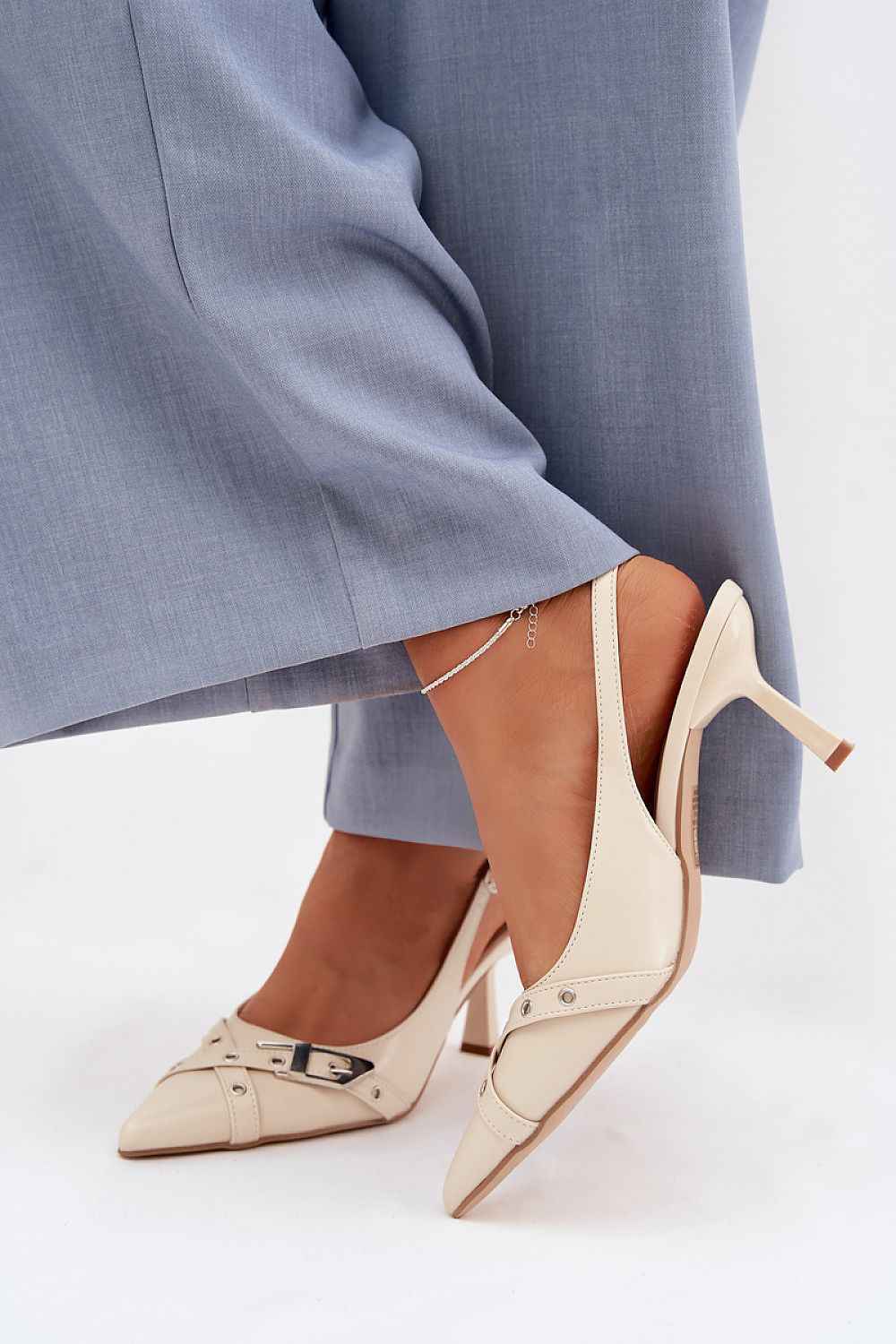 Heel sandals model 225228