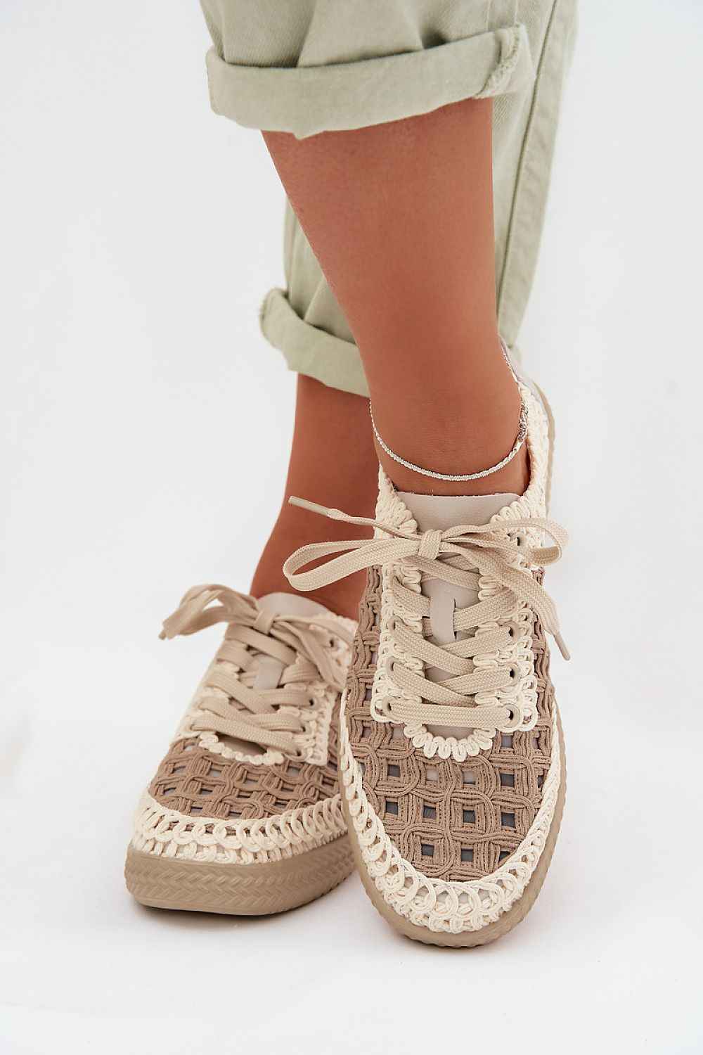 Half shoes model 225229