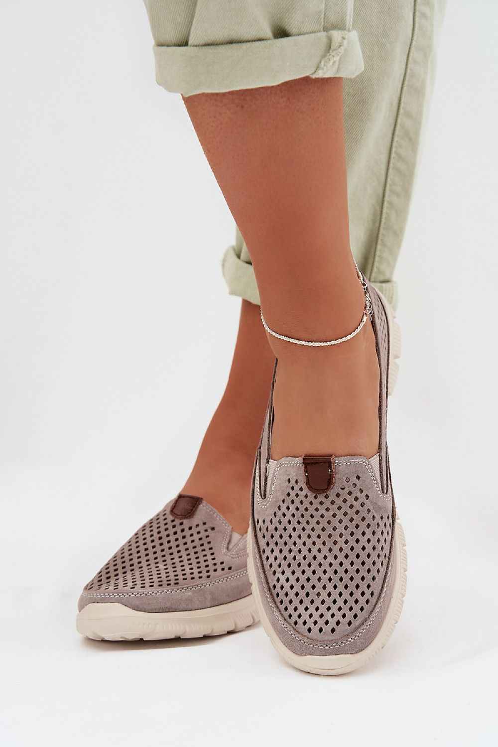 Half shoes model 225233