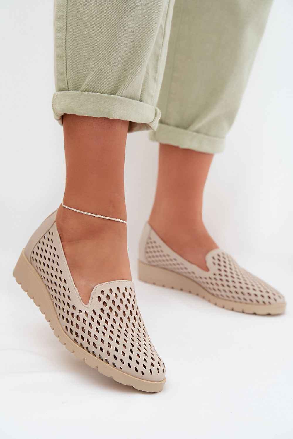 Half shoes model 225235