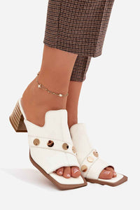 Heeled sandals model 225351