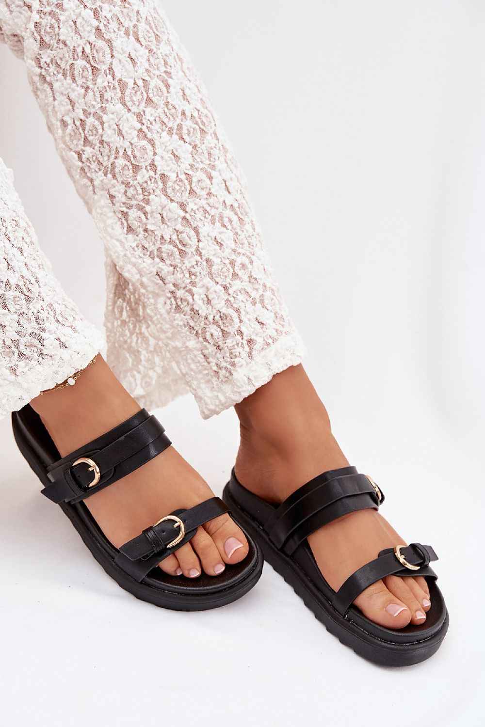 Flip-flops model 225378
