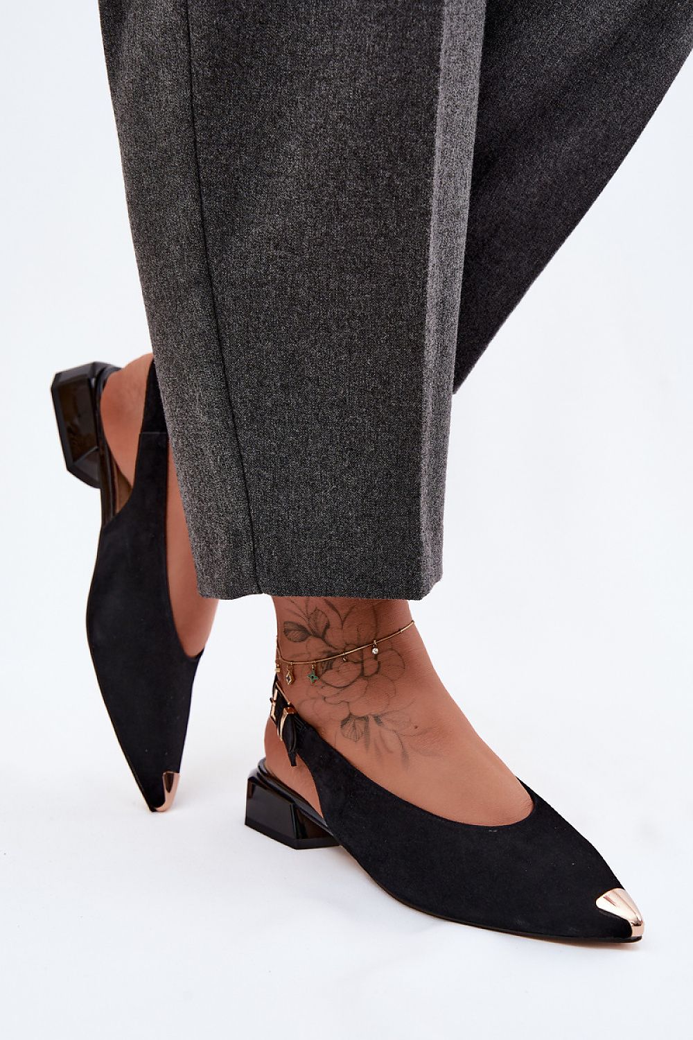  Sandals model 228119 Step in style 