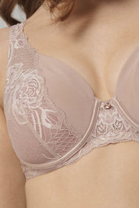  Padded bra model 229357 Triumph 