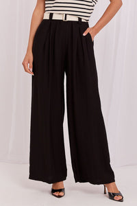  Women trousers model 229383 Rue Paris 