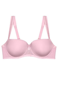 Padded bra model 229881 Triumph 