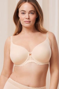  Padded bra model 229983 Triumph 