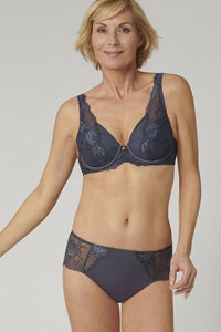  Panties model 230041 Triumph 