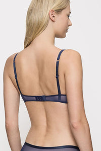  Braceless bra model 230277 Triumph 