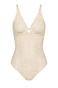  Shapewear Body model 230330 Triumph 