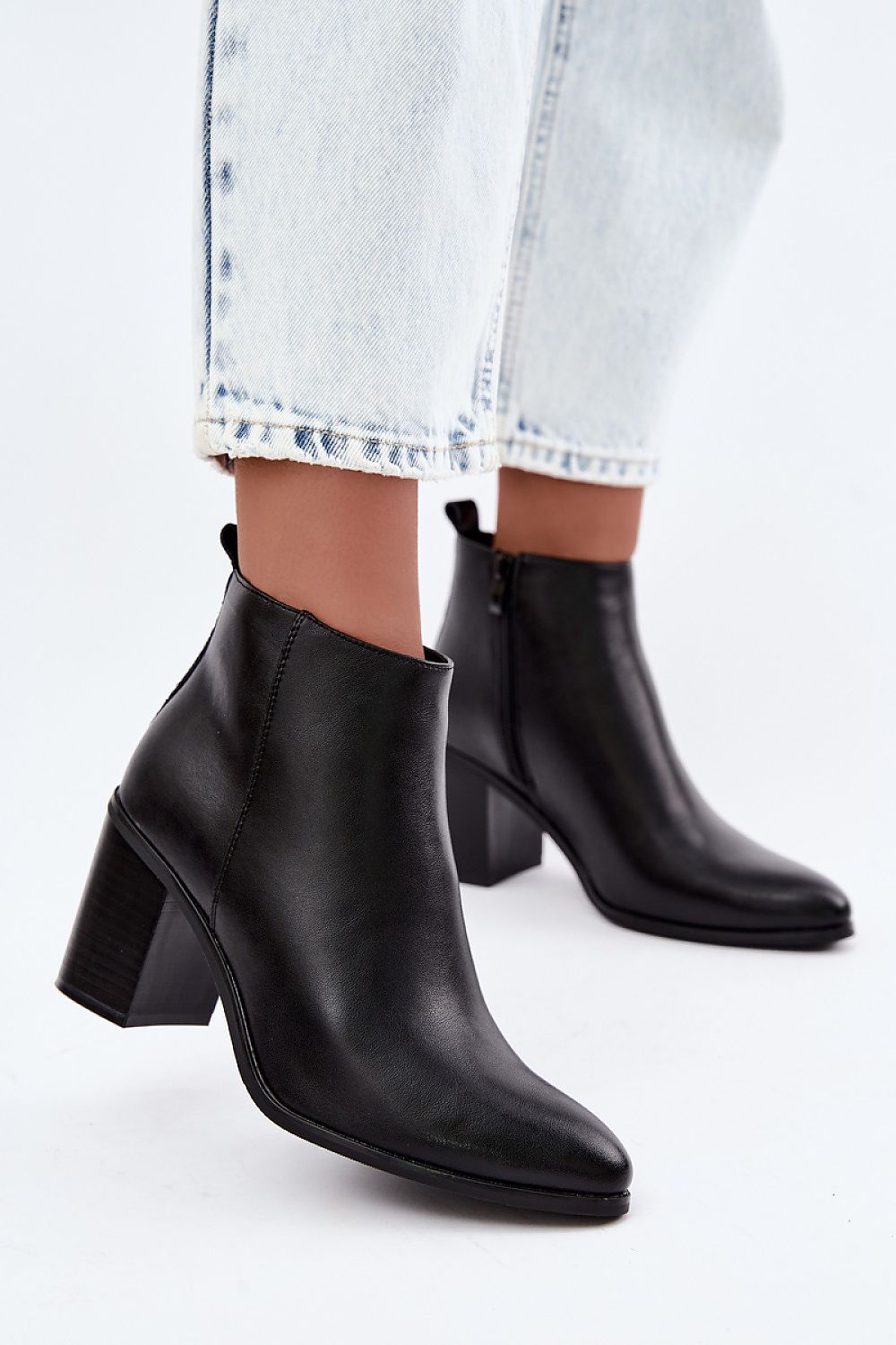  Heel boots model 231194 Step in style 