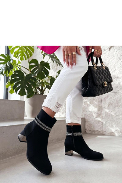 Heel boots model 231676