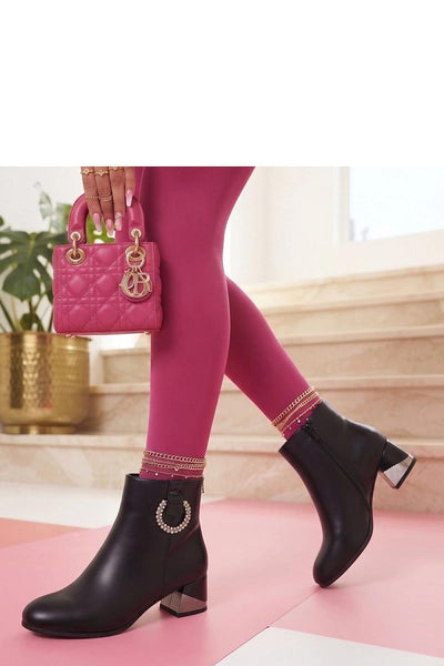 Heel boots model 231679