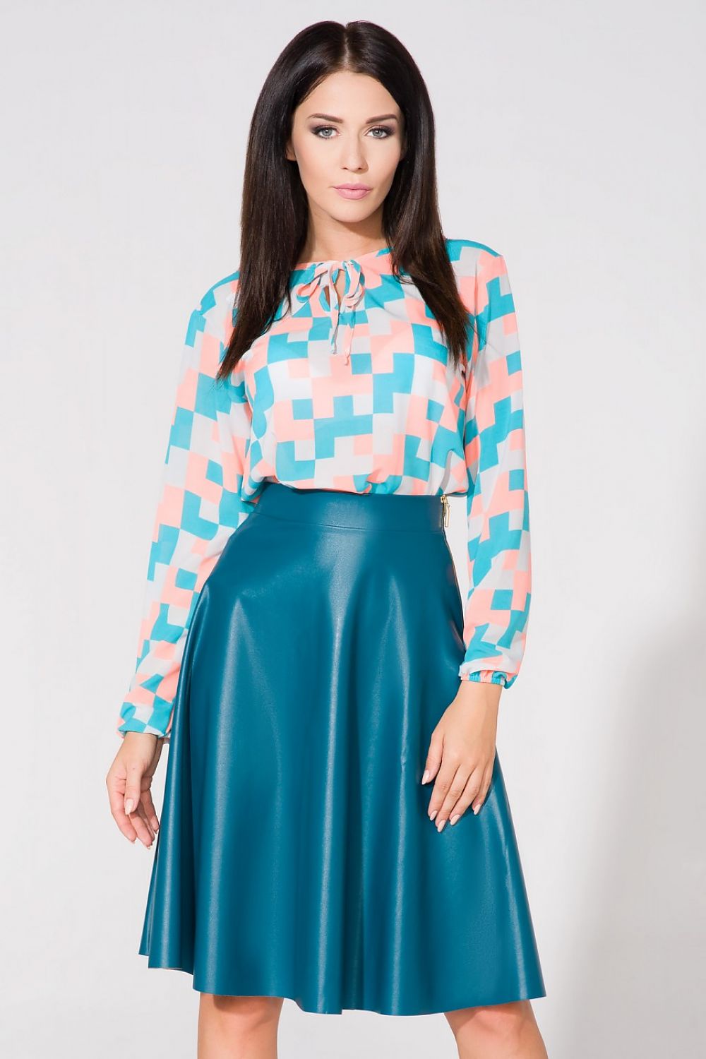 Blouse model 61682
